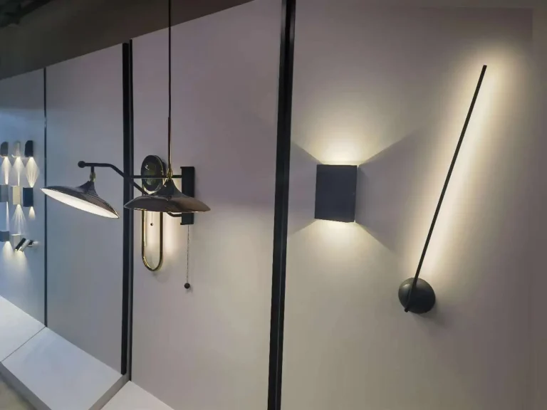 adjustable wall light 4